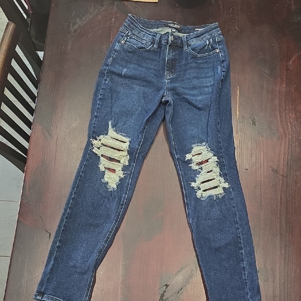 Judy Blue Dark Blue Distressed Skinny Jeans